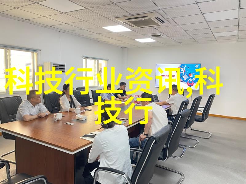 面对不断演变的威胁环境如何通过定期更新和改进分级保护系统来保持其效力和适用性